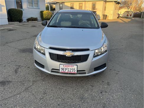 Used 2012 Chevrolet Cruze LS w/ Connectivity Package image 2