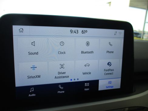 Used 2020 Ford Escape SE image 24