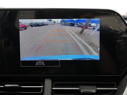 Used 2024 Chevrolet Trax RS w/ Driver Confidence Package image 26