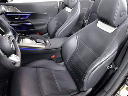 Used 2023 Mercedes-Benz SL 43 AMG image 36