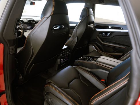 Used 2019 Lamborghini Urus image 28