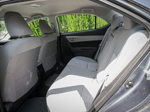 Used 2015 Toyota Corolla LE FWD image 6