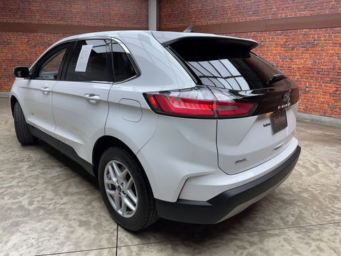 Certified 2022 Ford Edge SEL AWD/4WD image 3