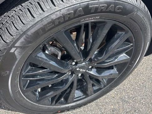 Used 2022 Kia Telluride SX w/ Towing Package AWD/4WD image 9