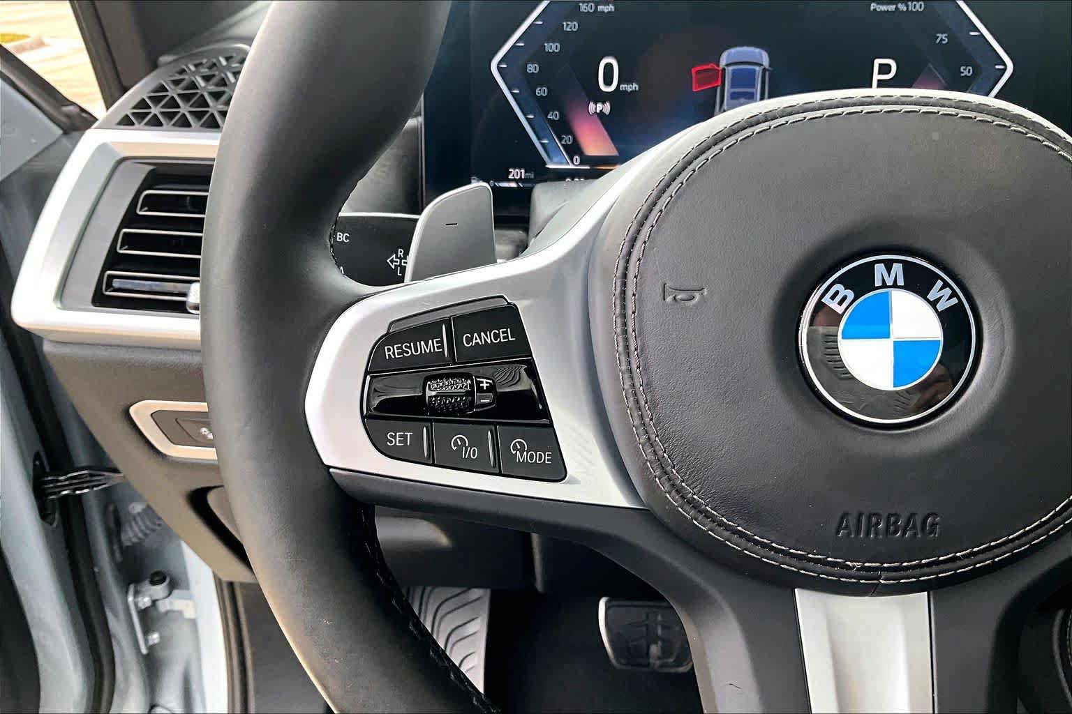 Used 2025 BMW X7 xDrive40i w/ M Sport Package AWD/4WD image 20