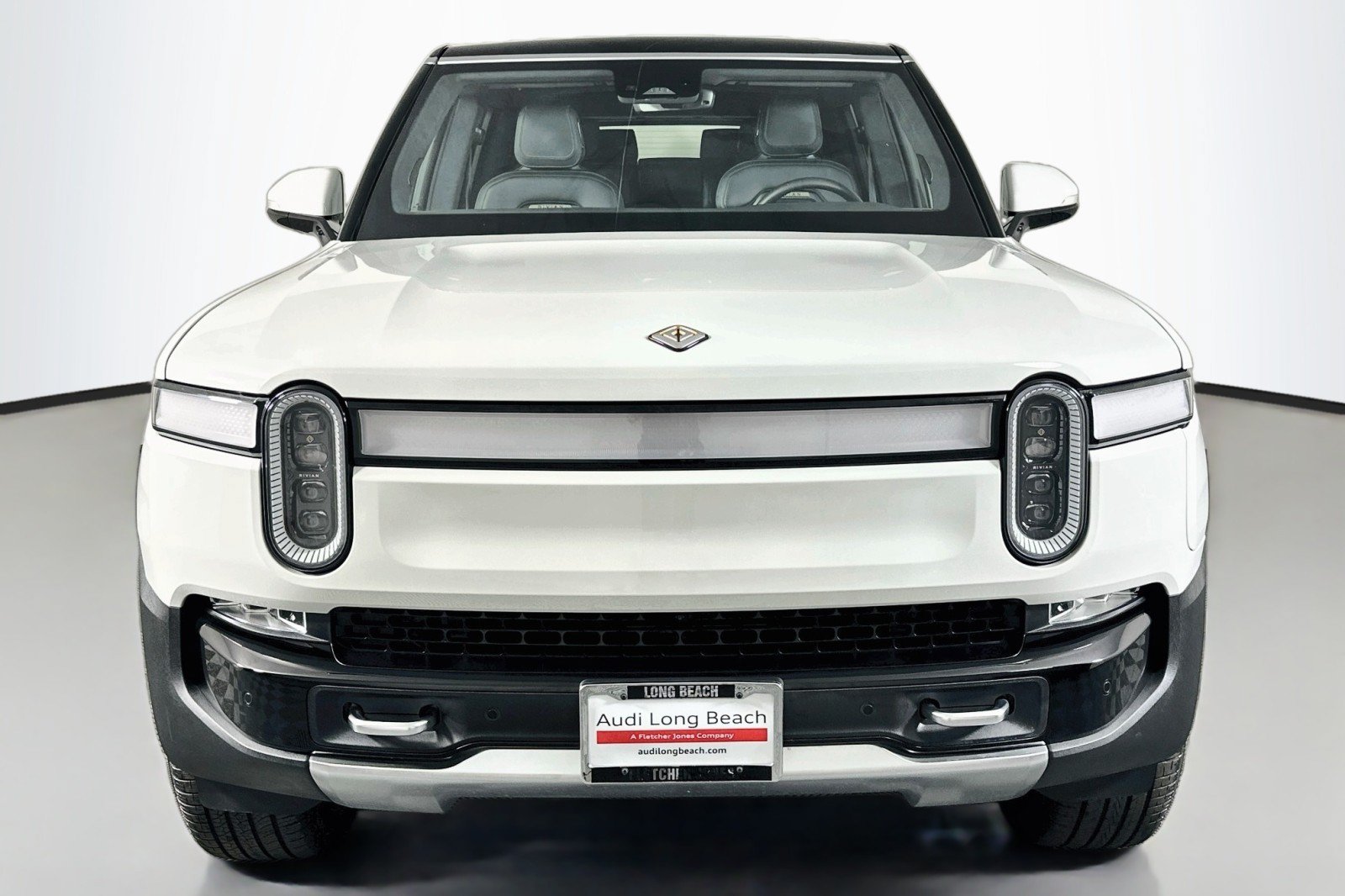 Used 2023 Rivian R1S Adventure Quad AWD/4WD image 2