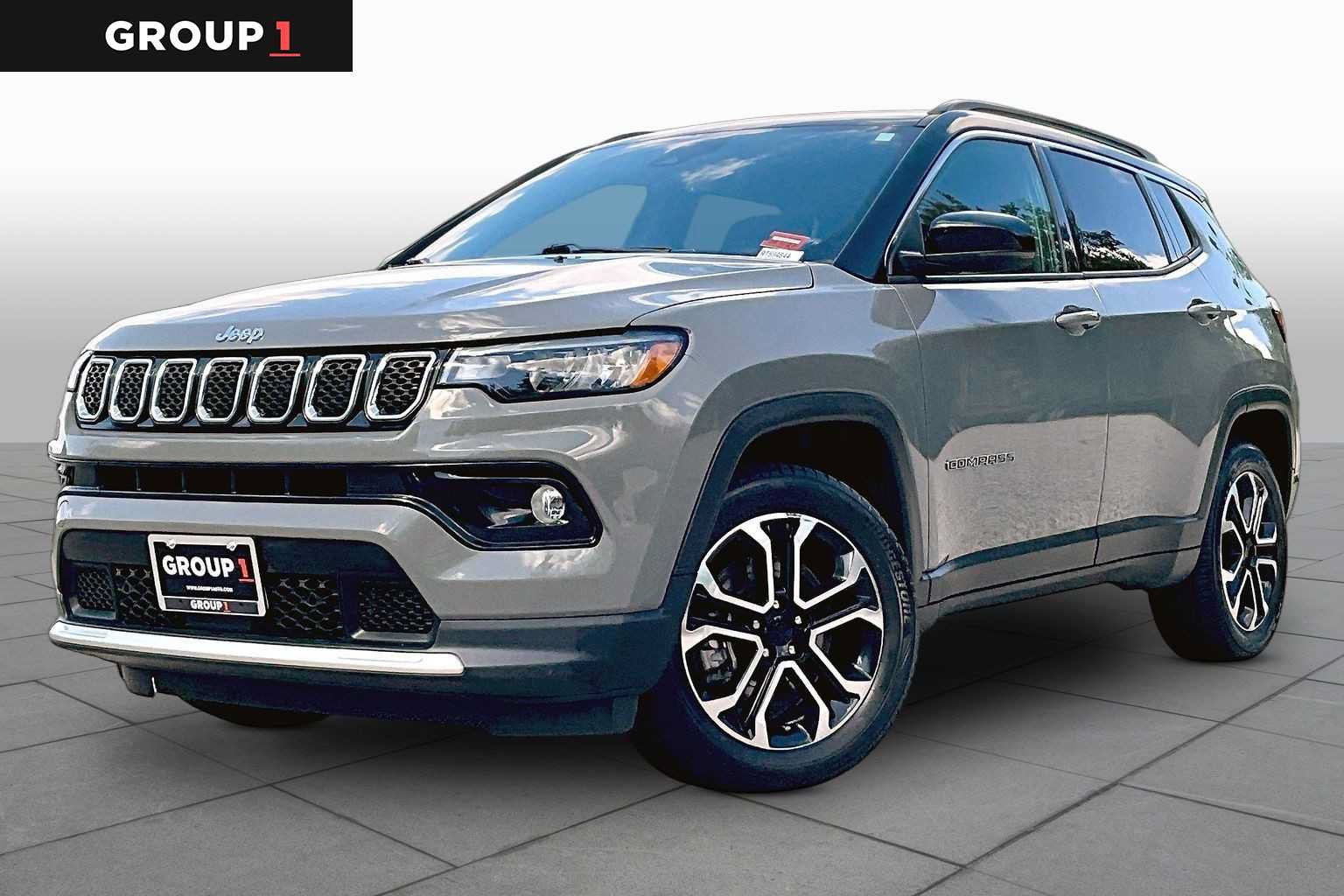 Used 2024 Jeep Compass Limited AWD/4WD image 1