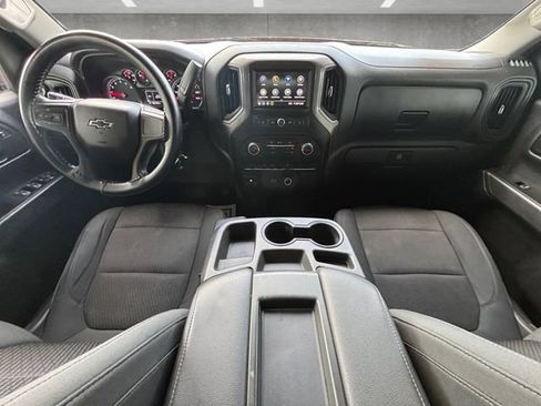 Used 2019 Chevrolet Silverado 1500 Custom Trail Boss w/ Custom Convenience Package AWD/4WD image 25