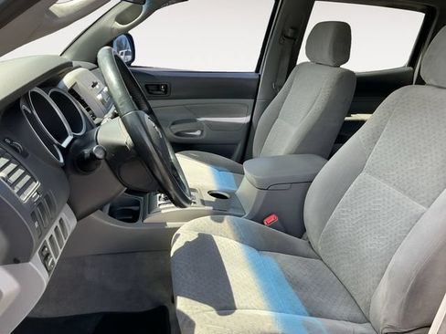 Used 2005 Toyota Tacoma 4x4 Double Cab image 11