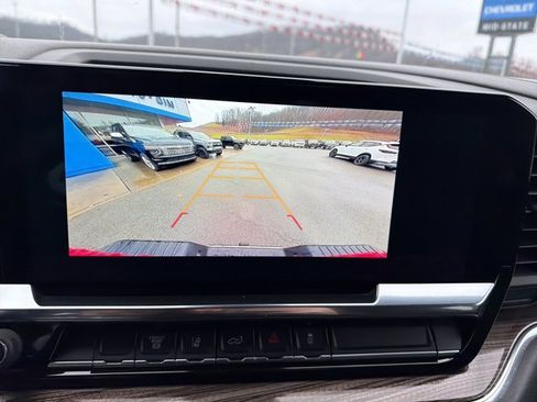 Used 2024 Chevrolet Silverado 2500 LT w/ Convenience Package image 26