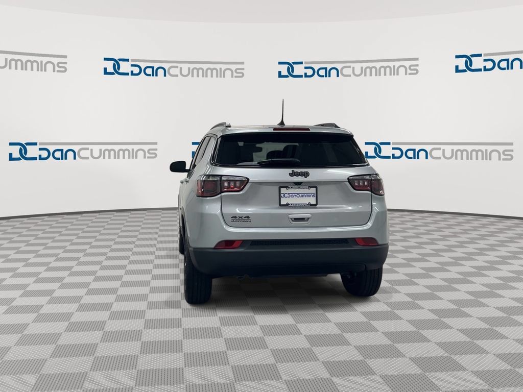 New 2026 Jeep Compass Latitude AWD/4WD image 7