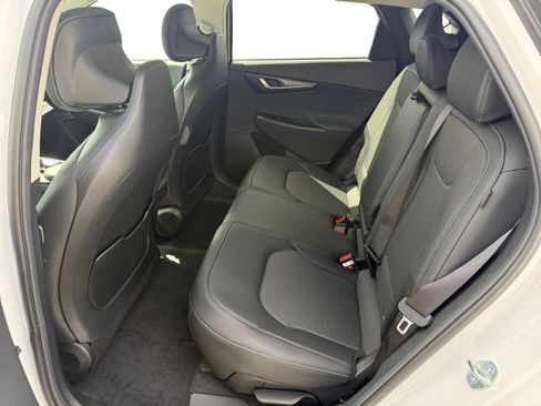 New 2025 Kia EV6 Light w/ Light LR Technology Package image 16