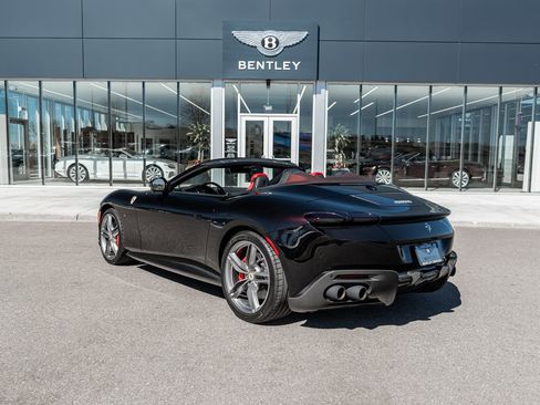 Used 2024 Ferrari Roma Spider image 8