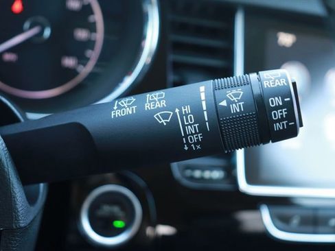 Used 2019 Buick Encore Preferred image 22