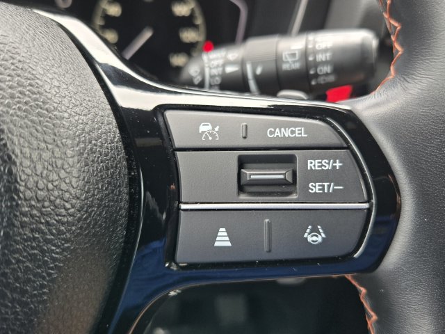 Used 2025 Honda Pilot TrailSport image 24