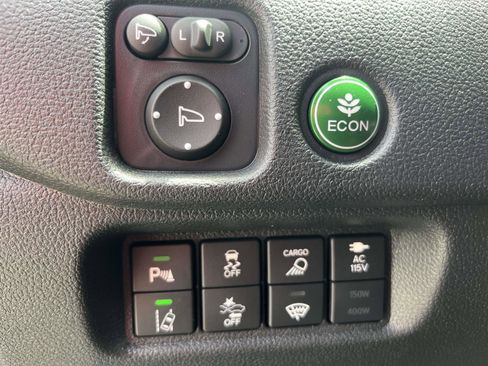 New 2026 Honda Ridgeline Black Edition image 13