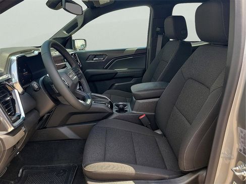 New 2025 GMC Canyon Elevation w/ Convenience Package image 14