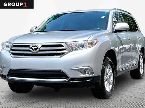 Used 2013 Toyota Highlander SE AWD/4WD image 1