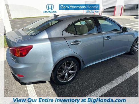 Used 2010 Lexus IS 250 RWD image 3