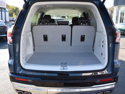 New 2026 GMC Acadia Denali w/ Super Cruise Package image 11