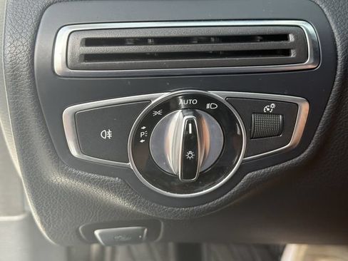 Used 2017 Mercedes-Benz C 300 4MATIC Sedan image 35