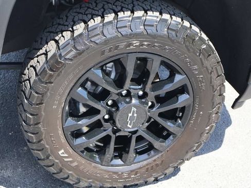 Used 2026 Chevrolet Silverado 2500 LT w/ Trail Boss Package AWD/4WD image 28