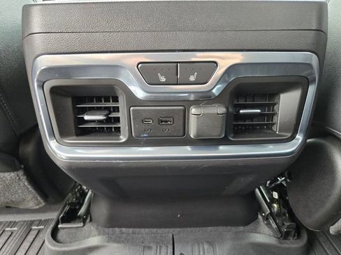 Used 2021 GMC Sierra 1500 SLT w/ SLT Premium Plus Package AWD/4WD image 16