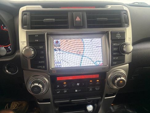 Used 2012 Toyota 4Runner Limited AWD/4WD image 17