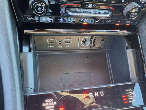 New 2025 Jeep Grand Cherokee Overland w/ Adv Protech Group III image 20