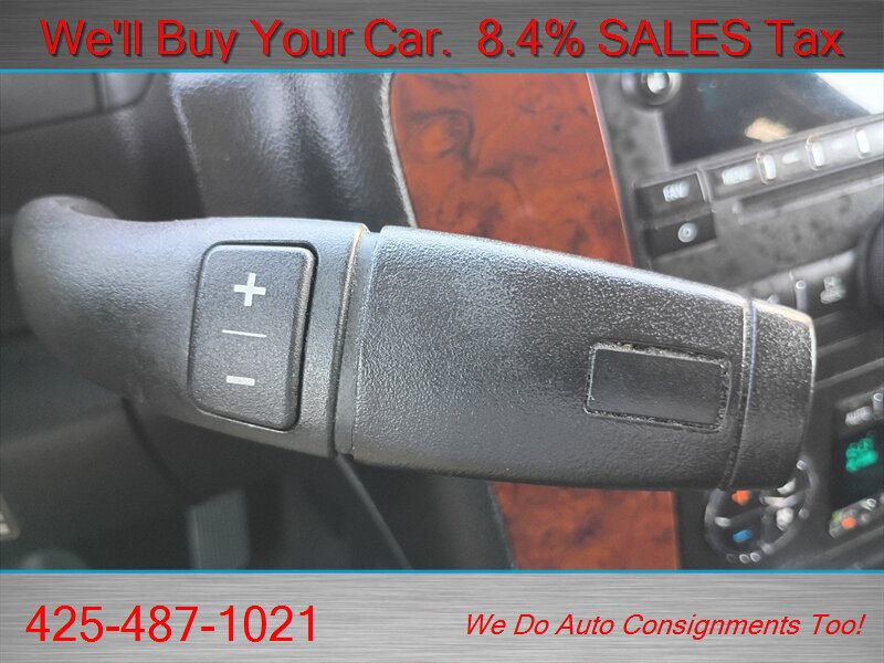 Used 2012 Chevrolet Suburban LT AWD/4WD image 28