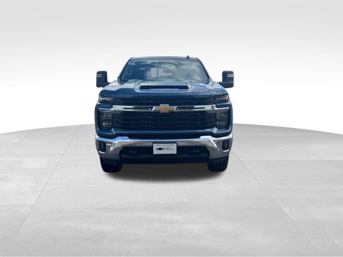 New 2026 Chevrolet Silverado 3500 LT w/ Convenience Package AWD/4WD image 8