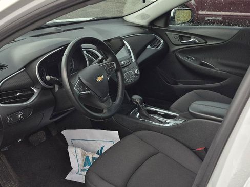 Used 2023 Chevrolet Malibu LT w/ Sport Edition FWD image 8