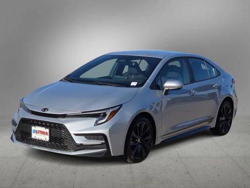 Certified 2023 Toyota Corolla SE FWD image 4