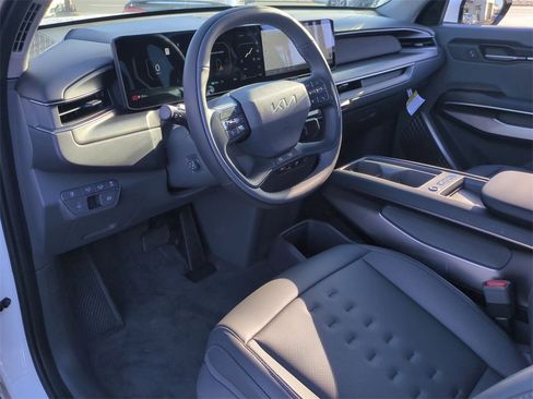 New 2026 Kia EV9 Wind image 10