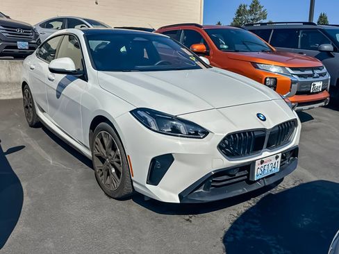 Used 2025 BMW 228i xDrive AWD/4WD image 2