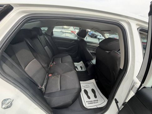 Used 2021 Honda Accord LX image 10