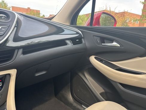 Used 2017 Buick Envision Essence image 24