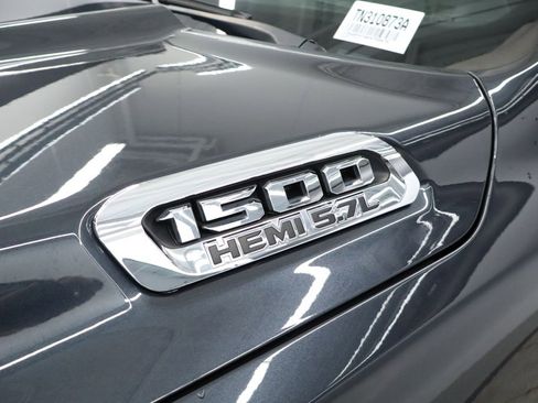Used 2019 RAM 1500 Limited AWD/4WD image 11