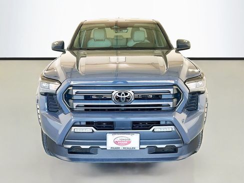 Used 2025 Toyota Tacoma SR5 AWD/4WD image 2