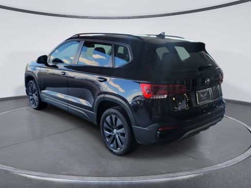 Used 2022 Volkswagen Taos S FWD image 5