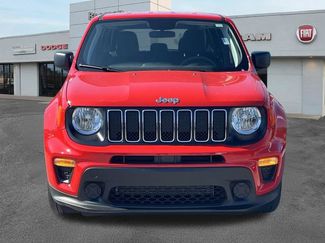 Used 2020 Jeep Renegade Sport FWD video 2