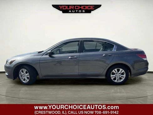 Used 2009 Honda Accord LX-P image 2