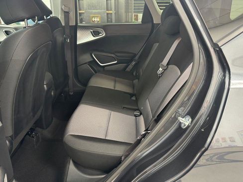 Used 2025 Kia Soul LX w/ LX Technology Package image 18