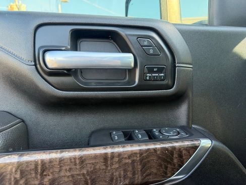 Used 2021 GMC Sierra 3500 Denali w/ Denali Ultimate Package AWD/4WD image 24