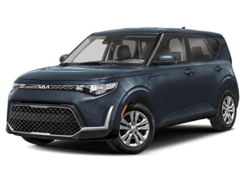 Used 2025 Kia Soul LX FWD image 4