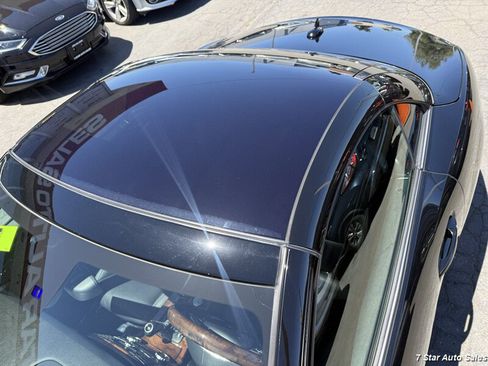 Used 2012 Mercedes-Benz SLK 350 image 16