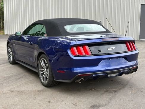 Used 2015 Ford Mustang GT Premium RWD image 3