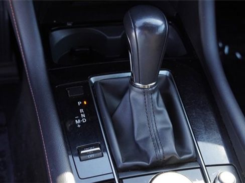 Used 2024 MAZDA MAZDA3 s image 28