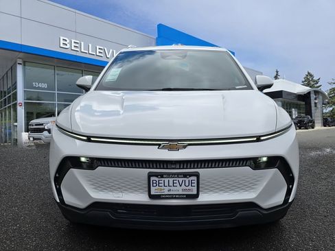 New 2026 Chevrolet Equinox EV LT AWD/4WD image 7