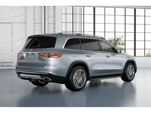 New 2026 Mercedes-Benz GLS 450 4MATIC image 21